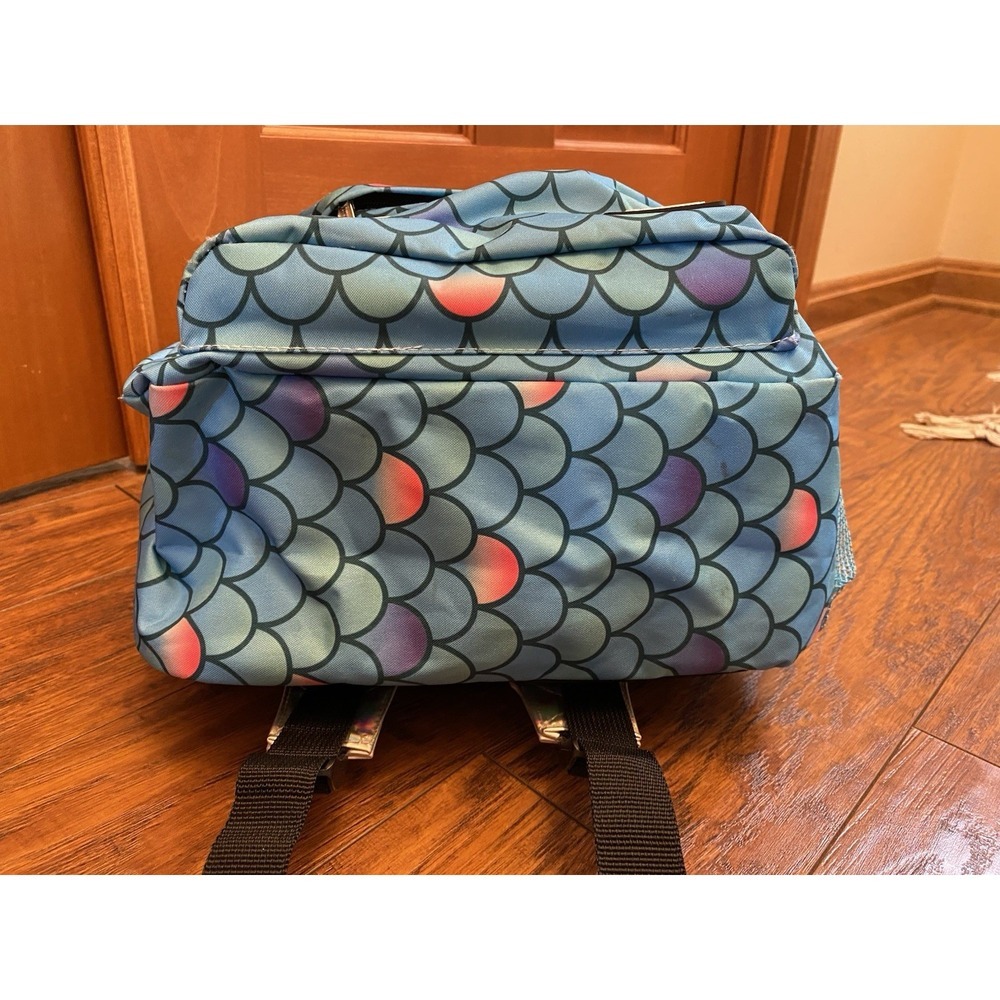 Loungefly Holographic Disney Little Mermaid Ariel Iridescent Shell Backpack - Picture 5 of 11